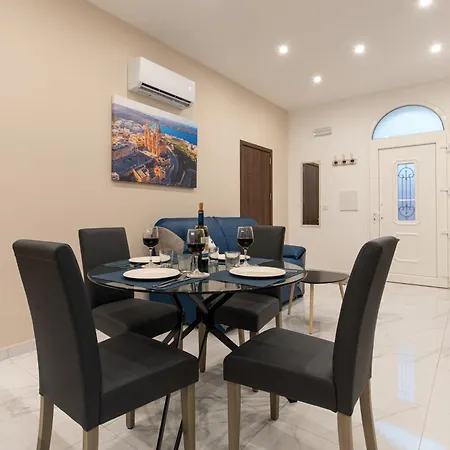 Aloha - Village 2 Bedroom In *