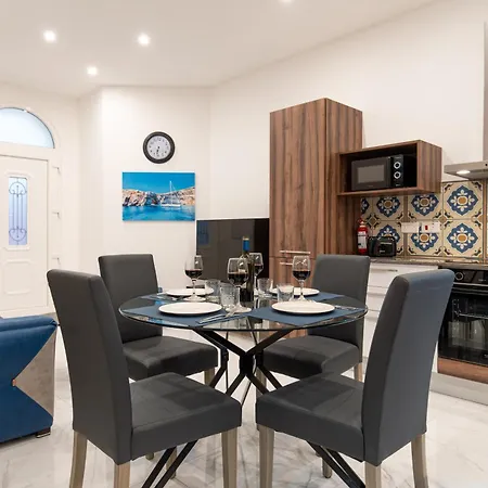 Aloha - Village 2 Bedroom In *